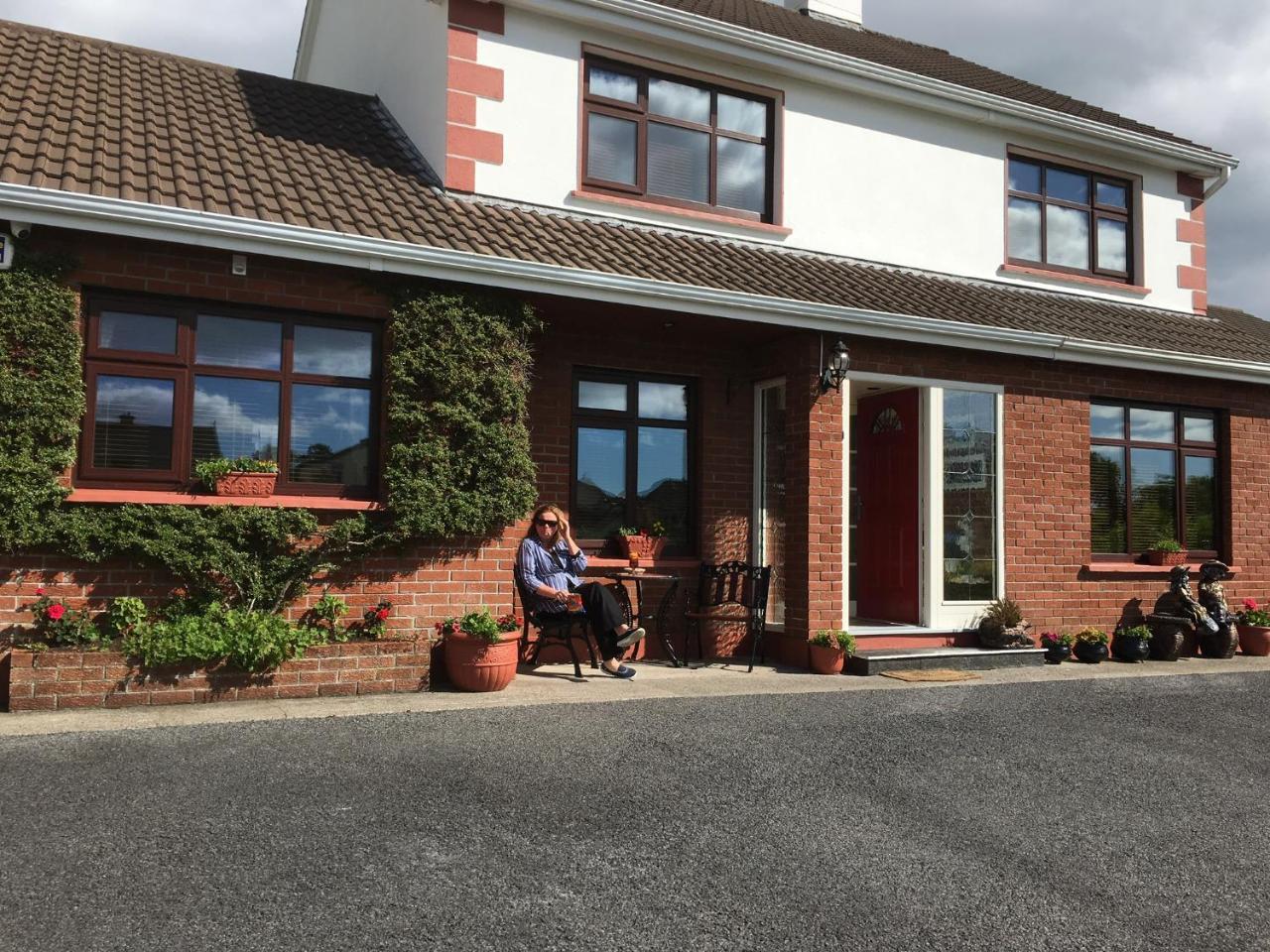 Hazelbrook Bed & Breakfast Westport Exterior photo